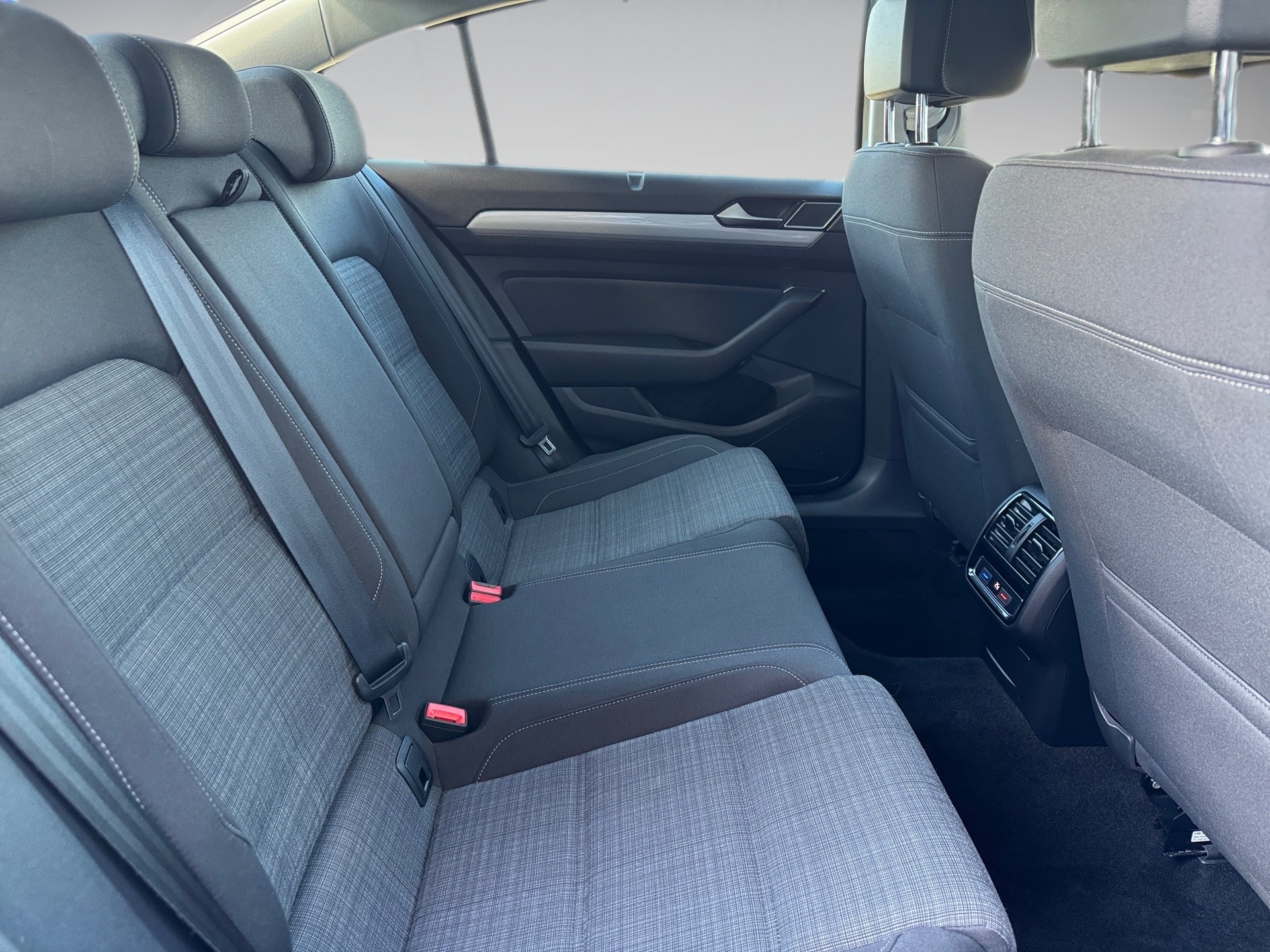 68f8bb4ad223ede469358414