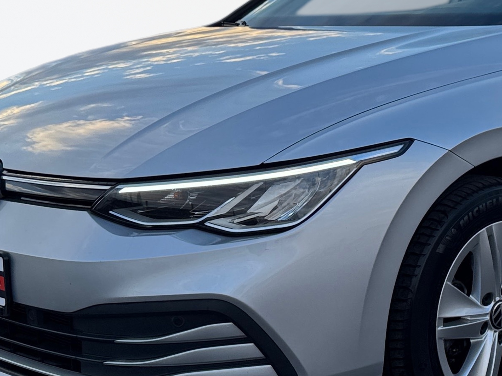 6903ecfa5d1139f97094978e