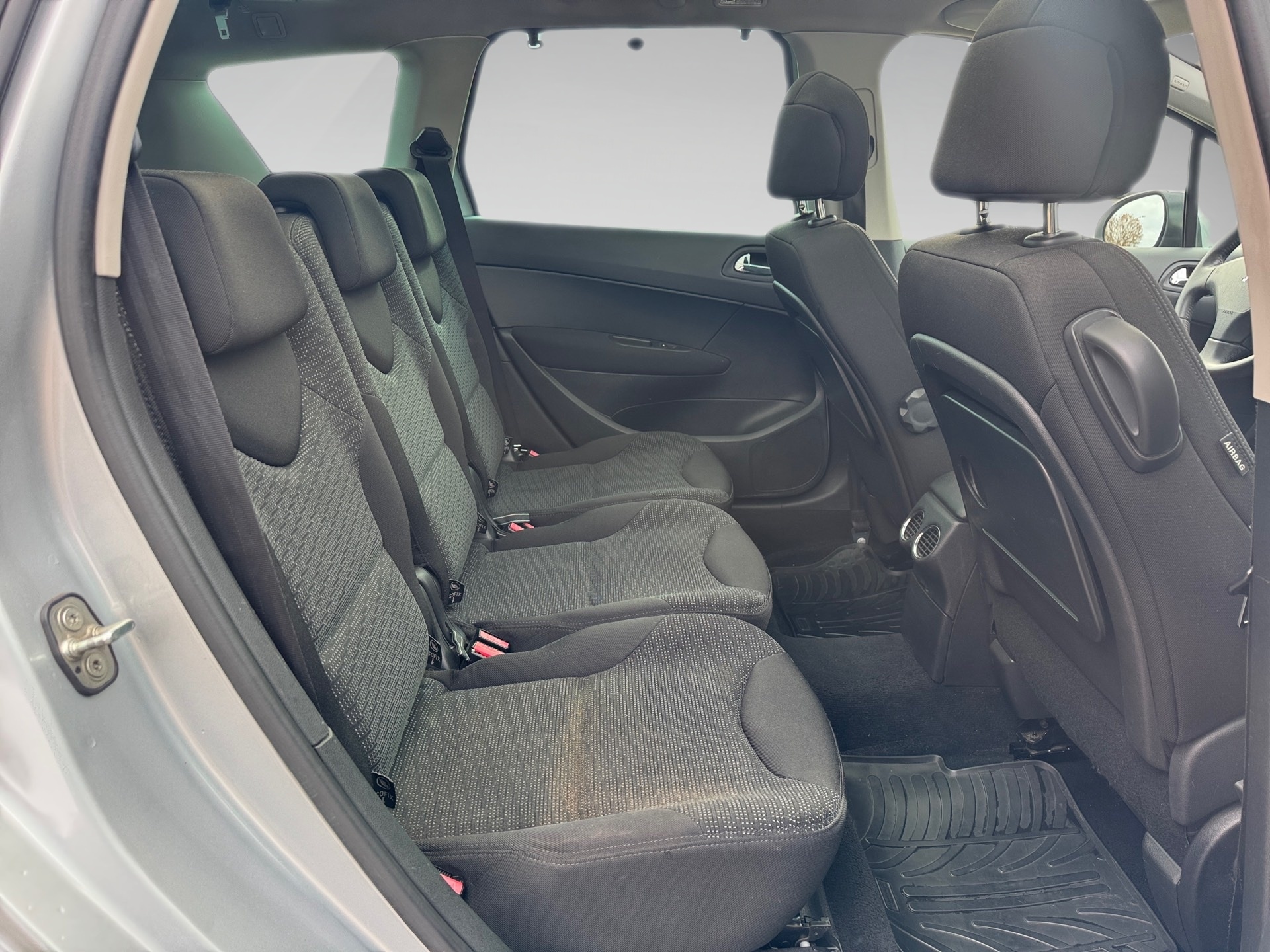 69776e1c752d0d449d77f253