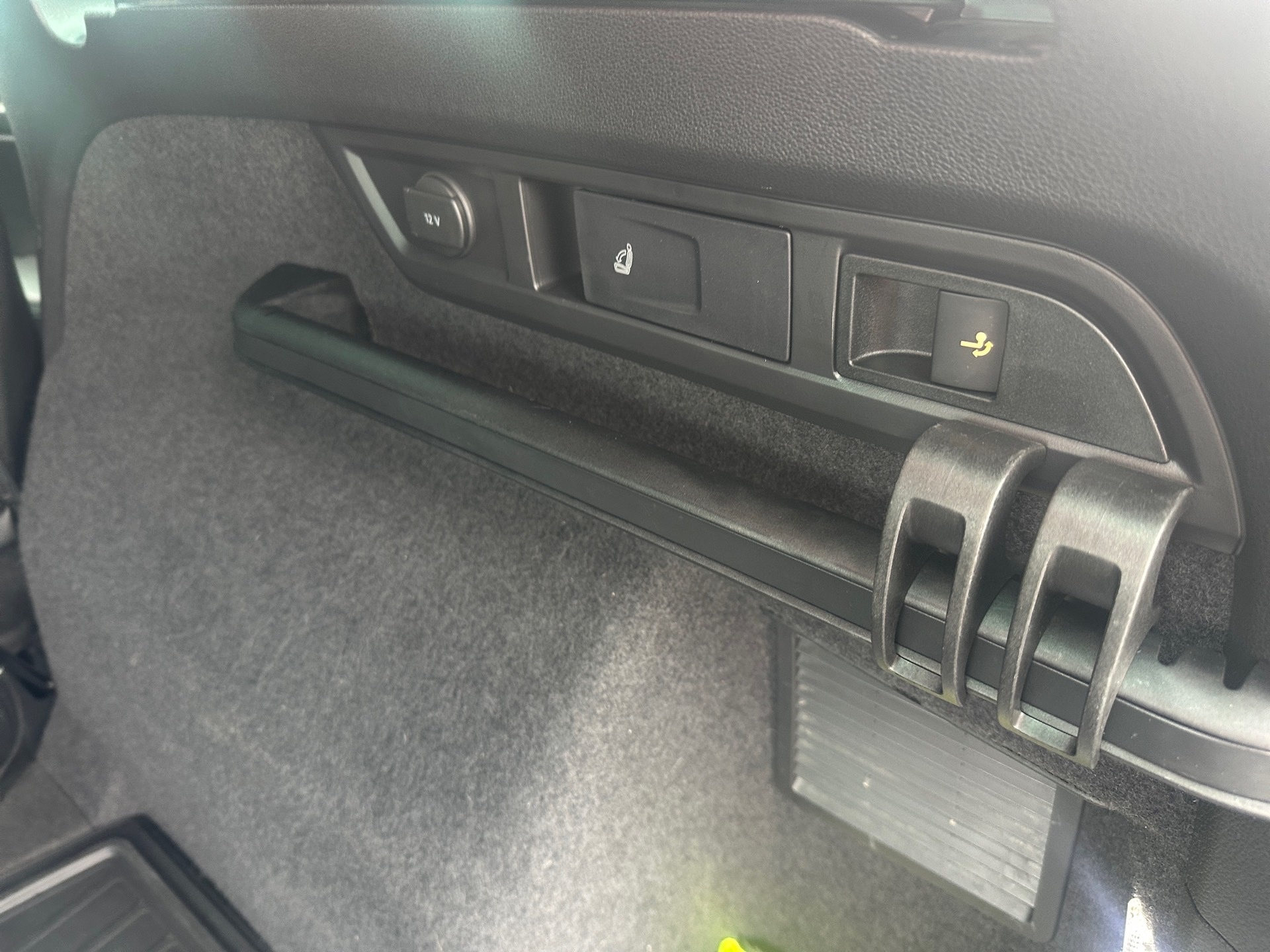 69e88e476e66d53118c4bd12