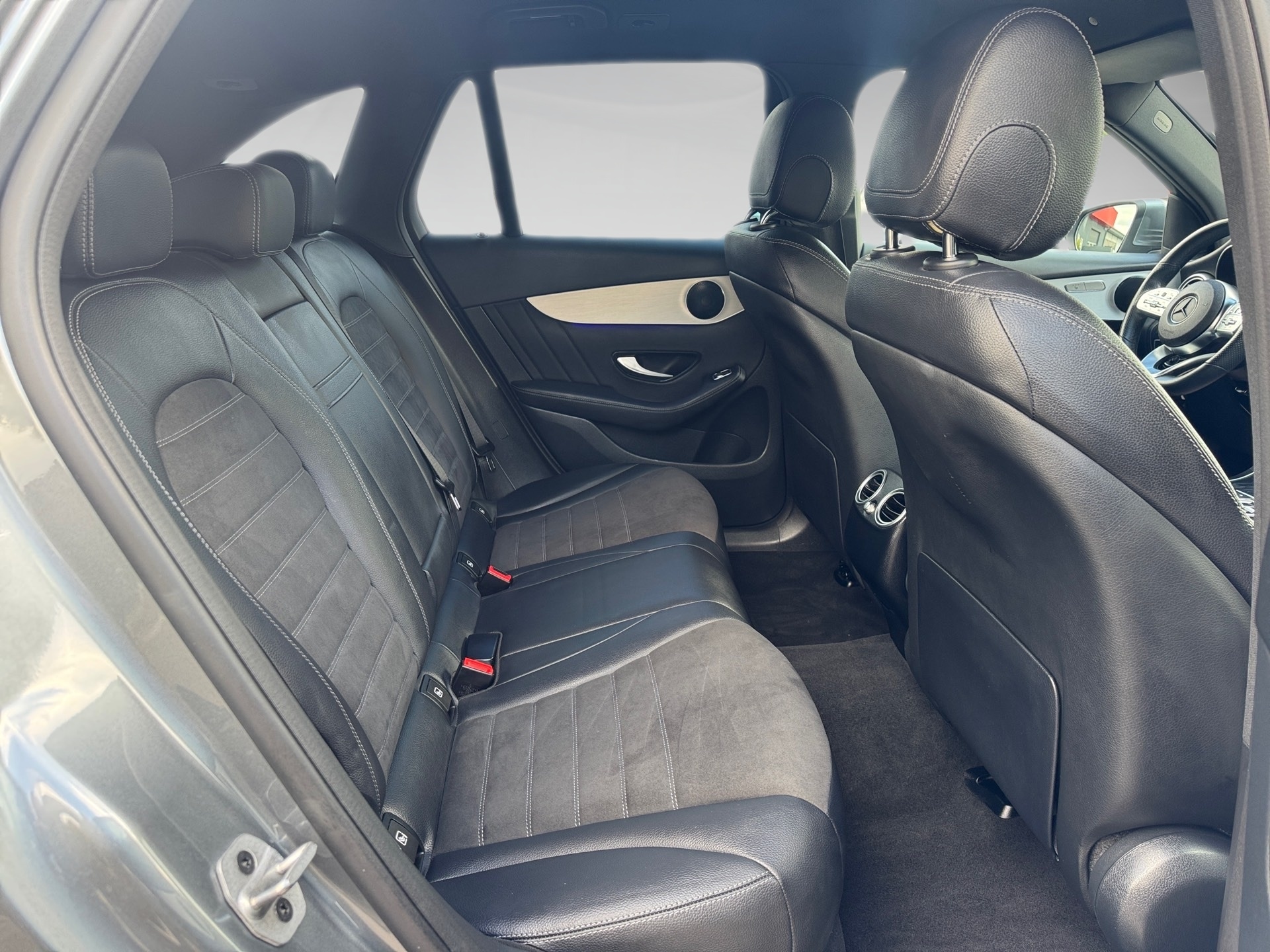 690dde80efdc2bc1f59cc970